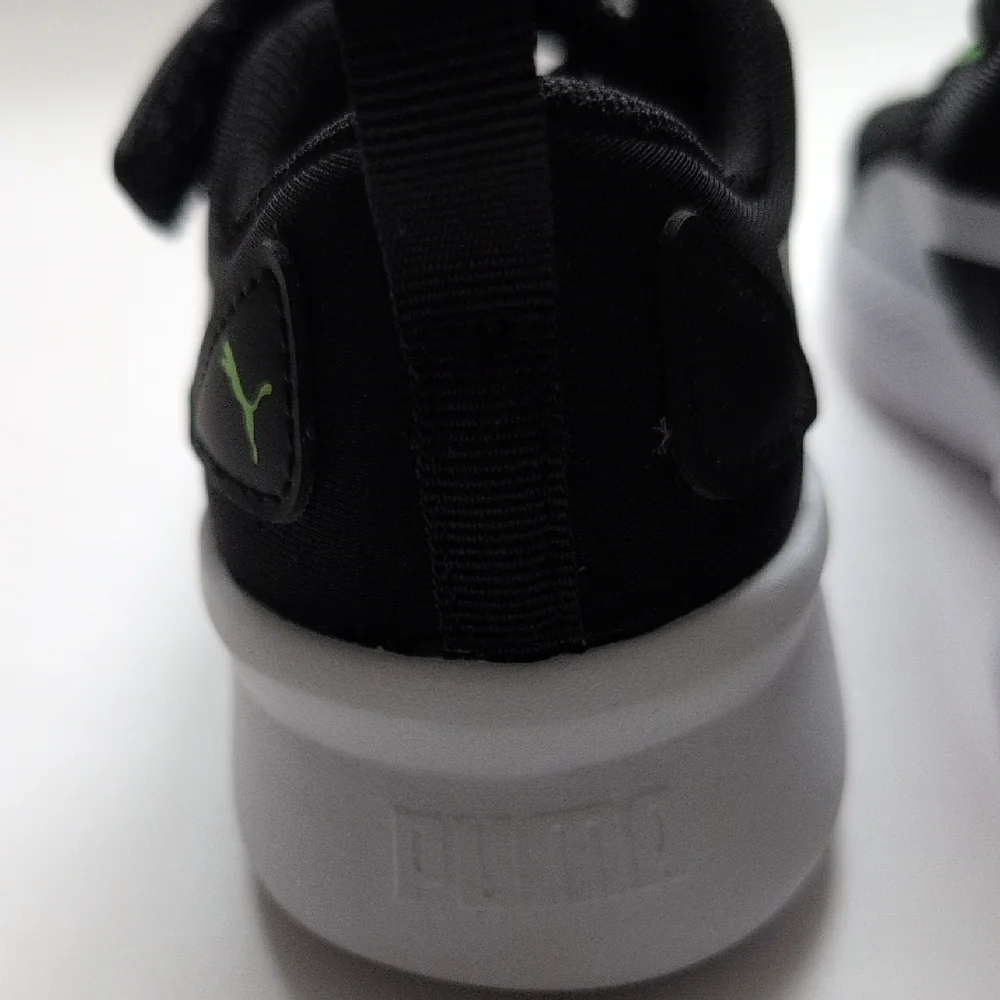 Puma Black and Green Kids Shoes - Picture 5 of 7